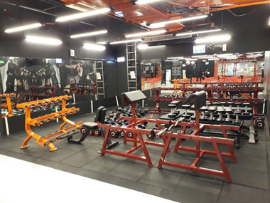 成吉思汗健身俱樂部