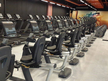 成吉思汗健身俱樂部